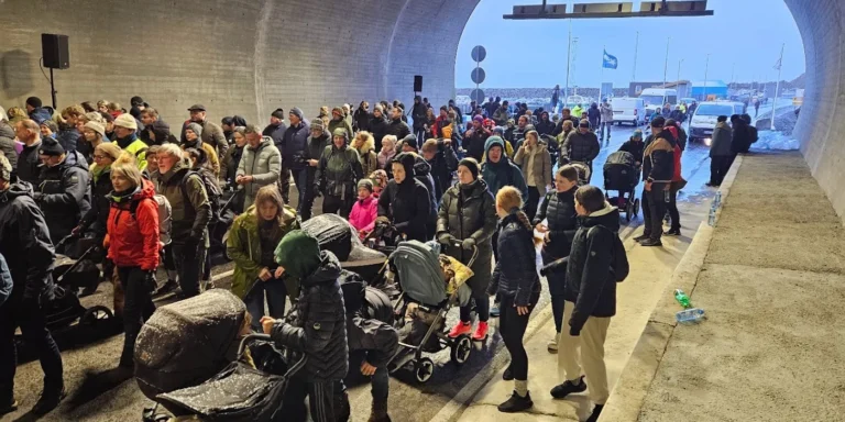Við tunnilsmunnan Við tunnilsmunnan