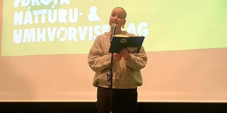 Har sólin vermir meg, brennir hon eina aðra Har sólin vermir meg, brennir hon eina aðra