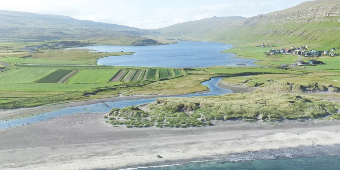 FNU mótmælir ógvusligu inntrivunum í Sandoynni í sambandi við ætlaðu vegagerðina til Suðuroyatunnilin FNU mótmælir ógvusligu inntrivunum í Sandoynni í sambandi við ætlaðu vegagerðina til Suðuroyatunnilin