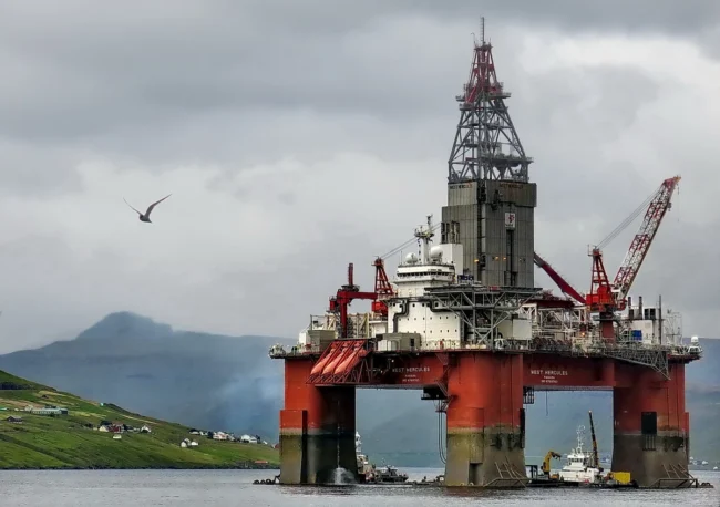 Labour vil steðga gass- og oljuleiting Labour vil steðga gass- og oljuleiting