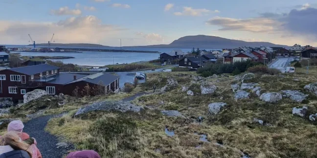 FNU stuðlar áheitan á Yvirfriðingarnevndina FNU stuðlar áheitan á Yvirfriðingarnevndina