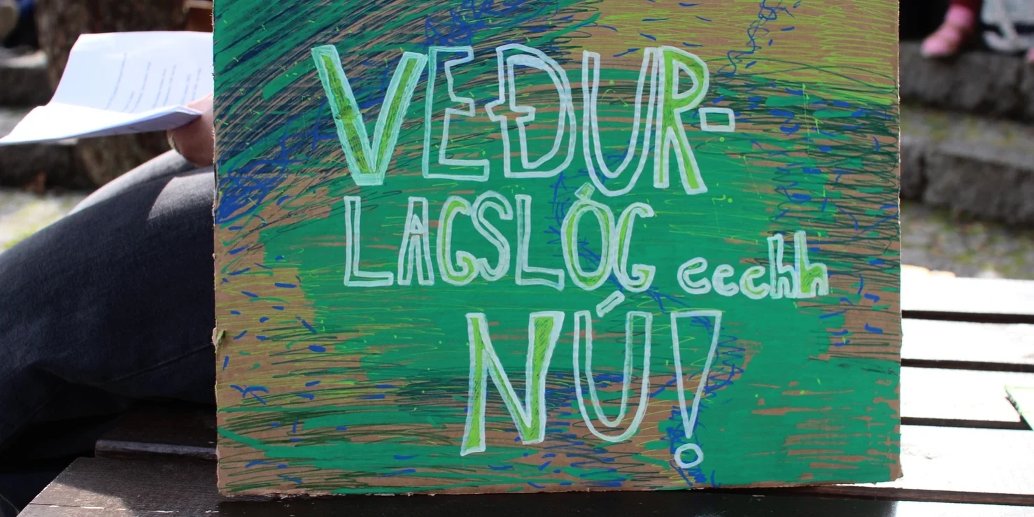 NÝGGJAR TÍÐIR Á VEÐURLAGSØKINUM NÝGGJAR TÍÐIR Á VEÐURLAGSØKINUM