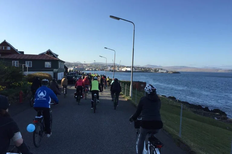 Kom við og súkkla býin grønan :) Kom við og súkkla býin grønan :)