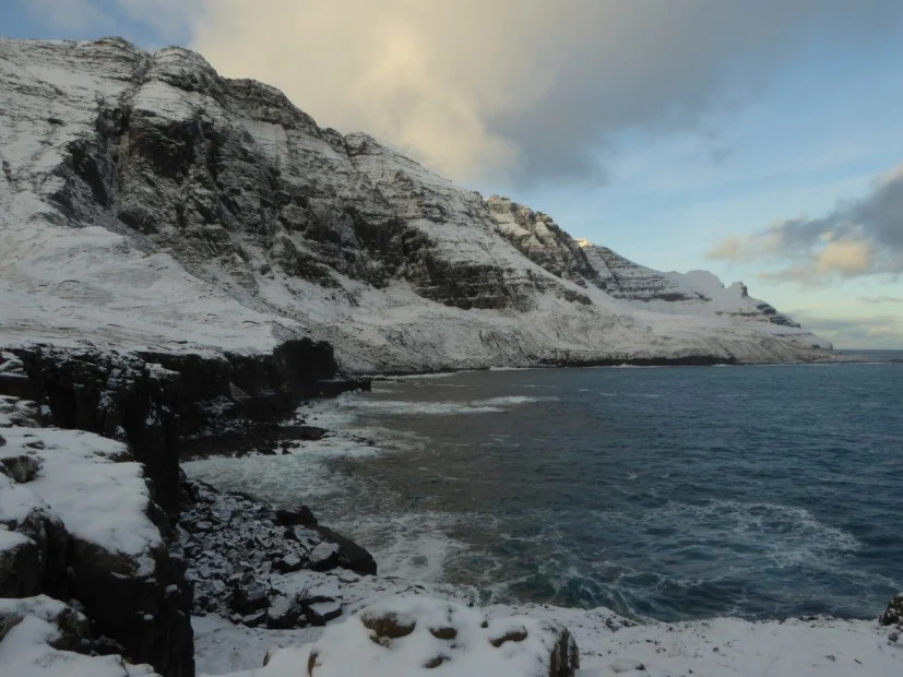 Aling á Víkum eigur at steðga beinanvegin