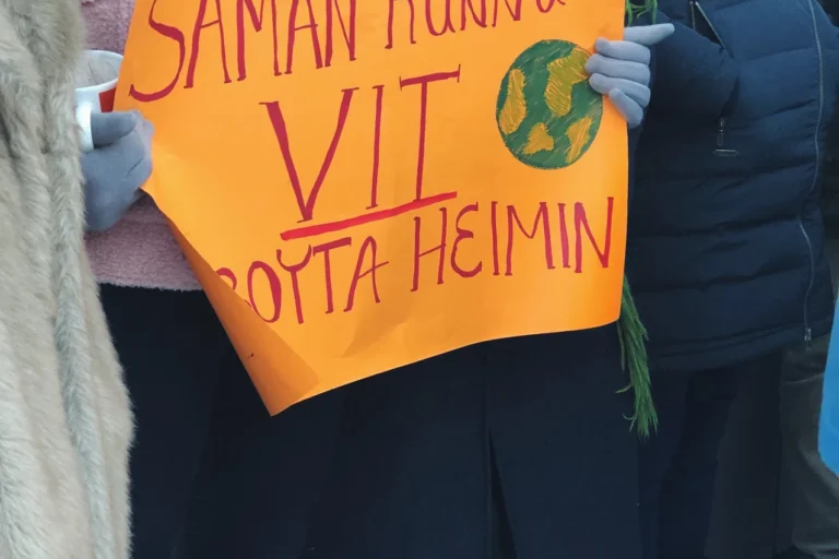 Velja tit oljuna, vraka tit samstundis eina grøna framtíð Velja tit oljuna, vraka tit samstundis eina grøna framtíð